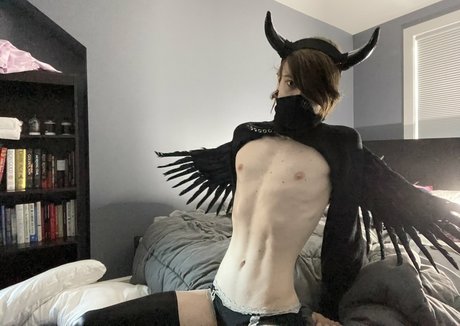 dünne blonde onlyfans heiße pornographische foto