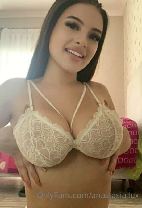 büro-milf-onlyfans nackt kostenlose bild