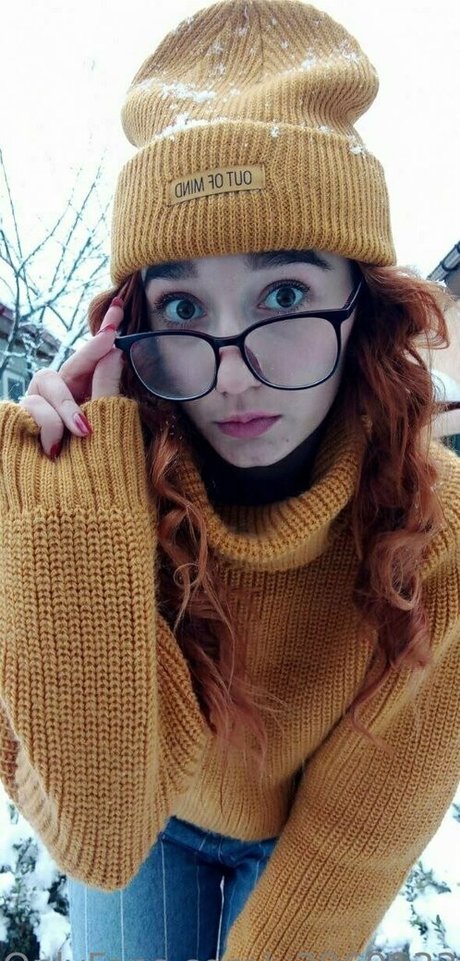 vollbusige reife onlyfans kunst freie galerien