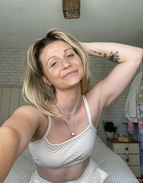 NatalieHanby hd pornostar galerien