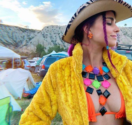 Pykamusic Pyka perfekte nackt galerie