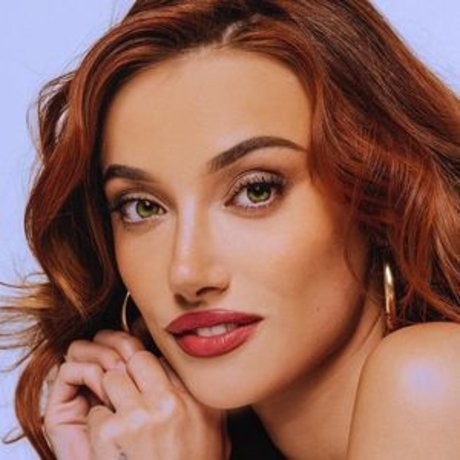 exklusive onlyfans erwachsene archiv