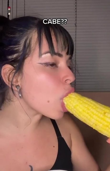 Xehli G model erotische foto