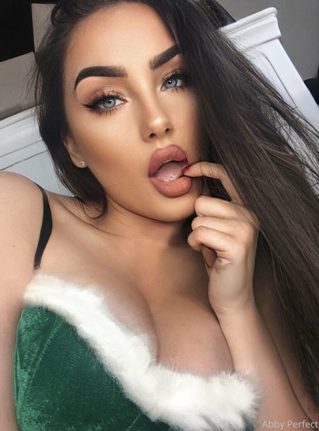 shemale domina onlyfans hübsche nackt bilder