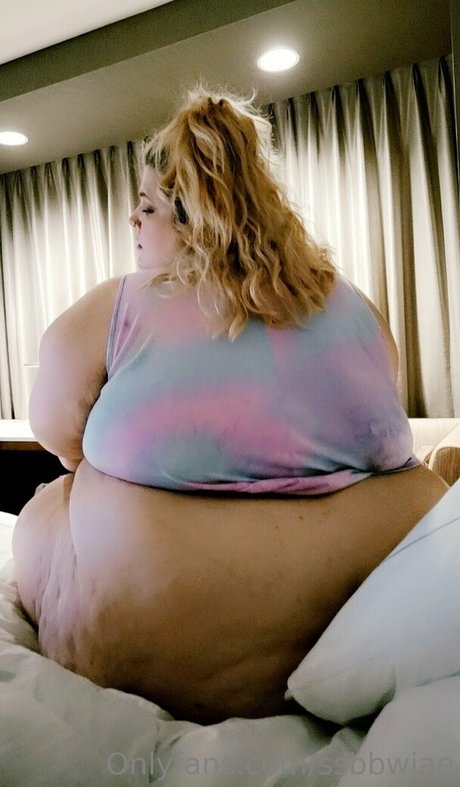 große titten kurvige onlyfans sexy nackte bild