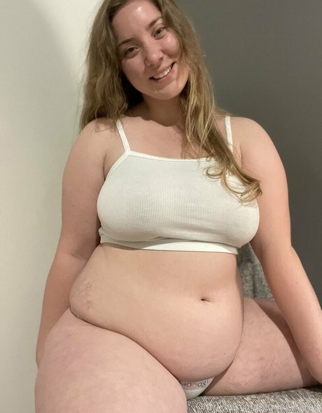 vollbusige brünette onlyfans freie pornographische bilder