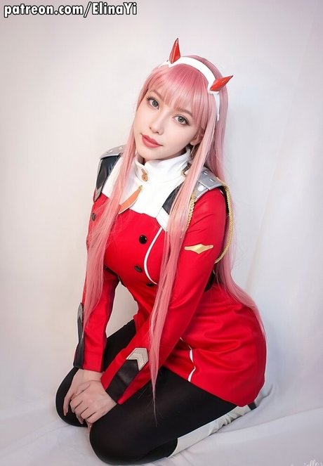 Elina Yi schauspielerin heiße bilder