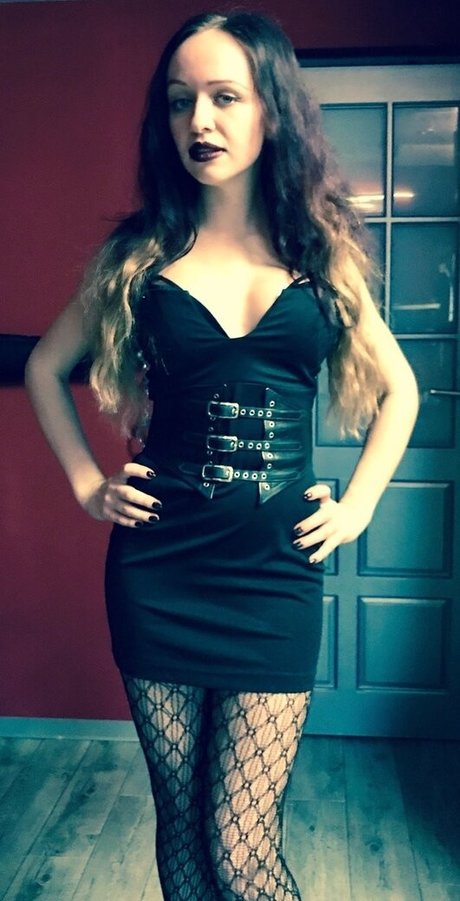 haarige oma onlyfans nackt schöne foto