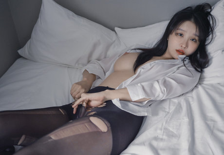 Lee Seol_ schöne pornografische foto