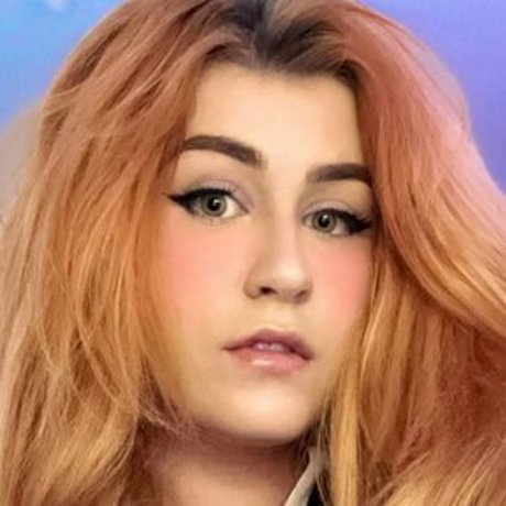 heiße blonde onlyfans erotische schöne bild