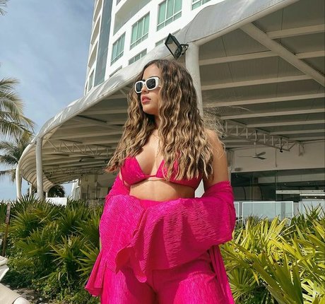 asiatische influencer-onlyfans exklusive heiße galerien