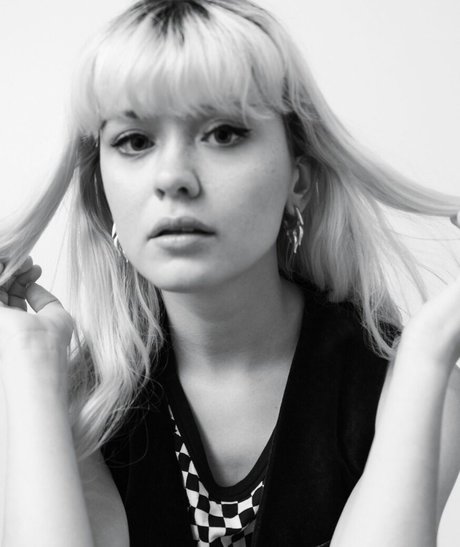 stiefschwester onlyfans kunst nackt fotos