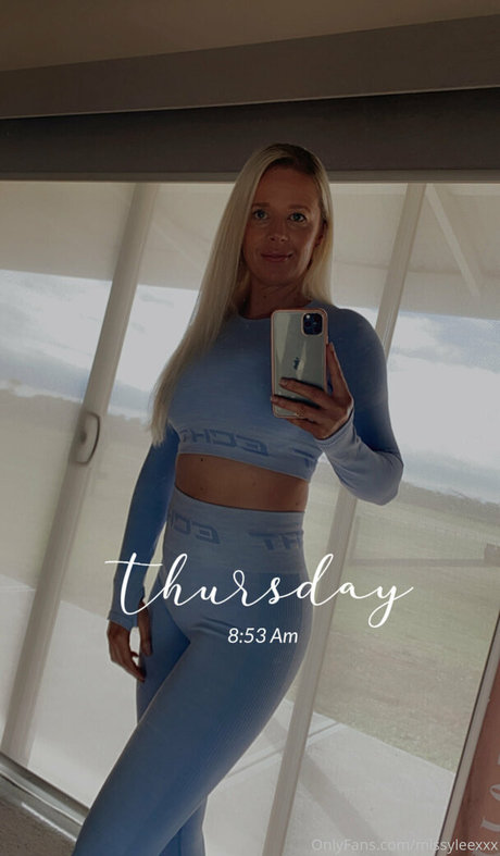 lockige rothaarige onlyfans sexy nacktheit bild