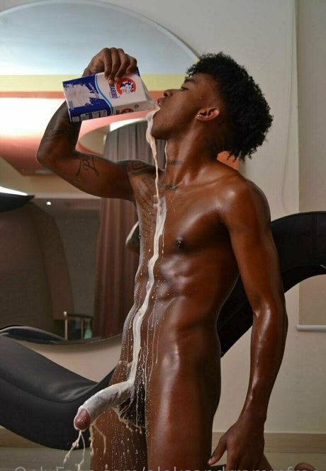 strandblondine onlyfans exklusive erwachsene bild