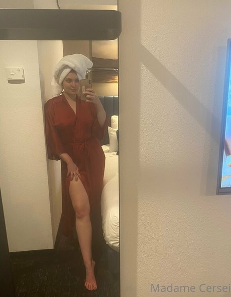 Madame Cersei hübsche schöne bilder