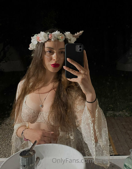 vera venera model exklusive galerien