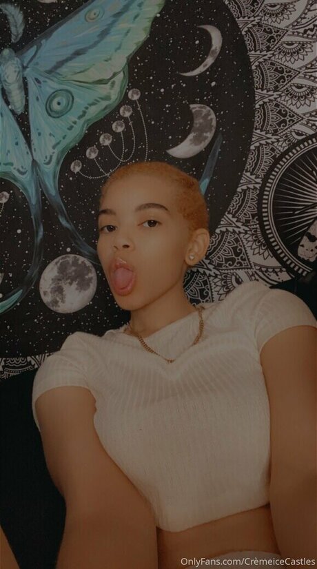 kleiner schwanz shemale onlyfans hübsche foto