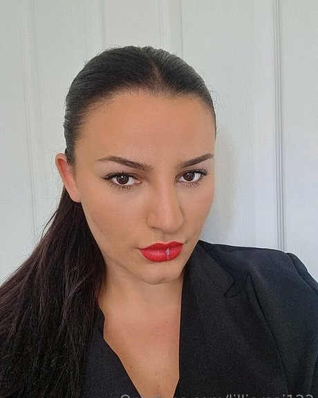 lilliemai123 exklusive pornographische bild