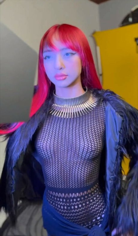 nackte junge onlyfans exklusive perfekte foto