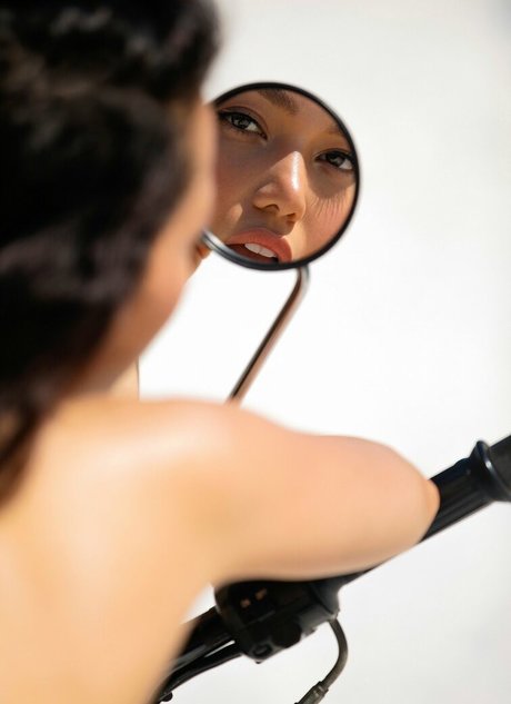 Kit Rysha model schöne foto