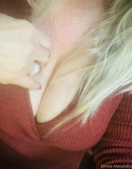 uniquilyyours erotische nacktheit bild