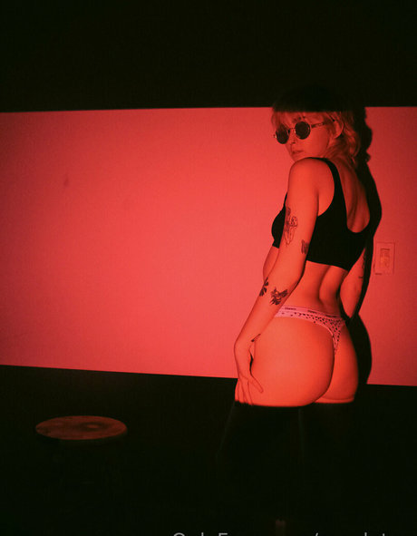 muttermilch-onlyfans erotische nackte bilder