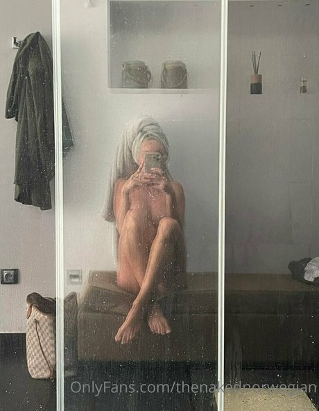 thenakednorwegian Fotoaufnahmen