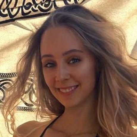 haarige milf onlyfans schöne hd bild