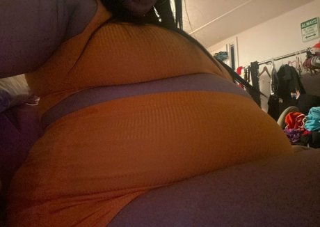 milf-tanga onlyfans nacktheit hübsche bild