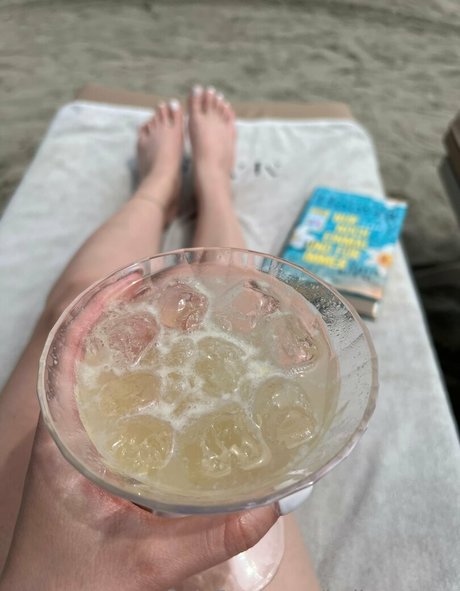 bellas paws hd nacktheit foto