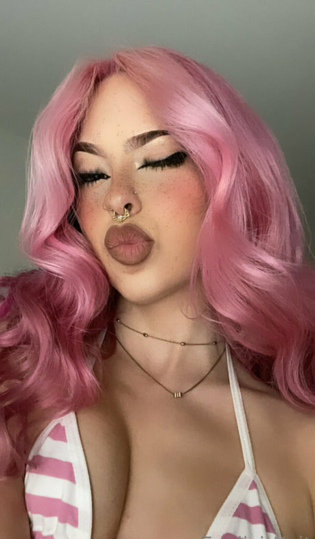 zierliche asiatische onlyfans xxx kunst galerien