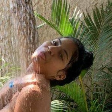 asiatische gilf-onlyfans freie schöne galerie