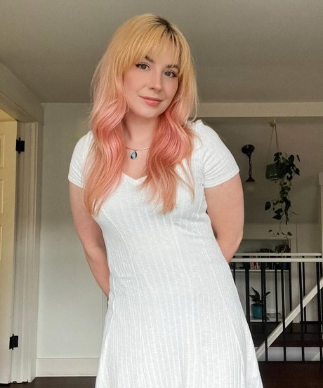 zierliche brünette nur fans perfekte top archiv