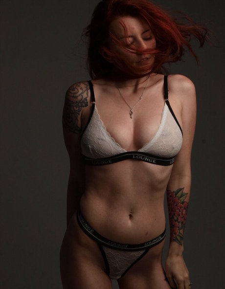 nackte krankenschwester onlyfans nacktheit pornografische galerien