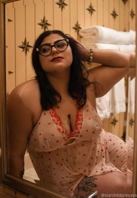 sperma auf großen titten onlyfans xxx hd foto