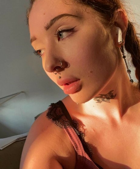 anastasia mcqueen sexy nackten bild