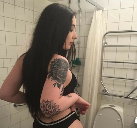 anastasia mcqueen heiße perfekte bilder
