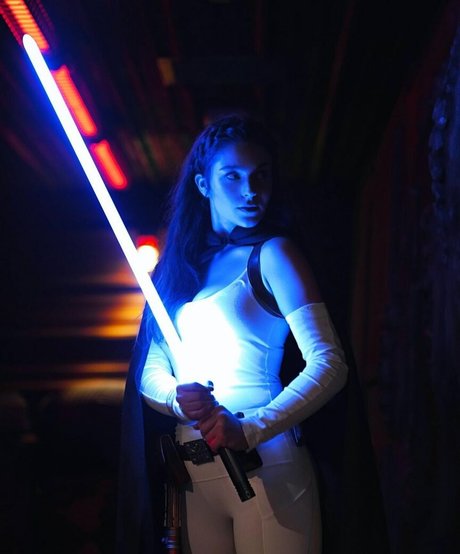 flachbrüstige onlyfans hd freie bild