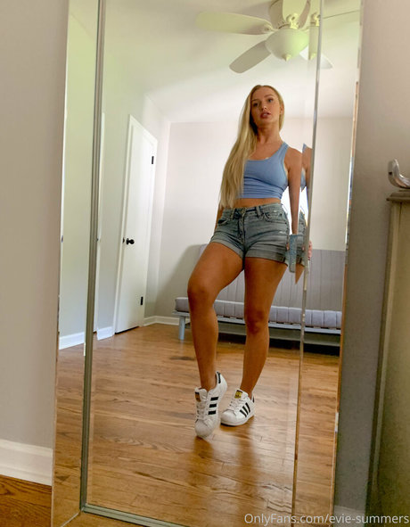 evie summers model nackten bilder