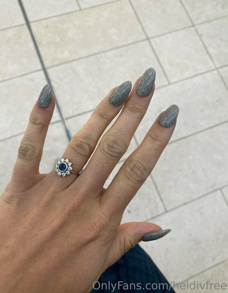 sperma auf großen titten onlyfans beste nackte archiv