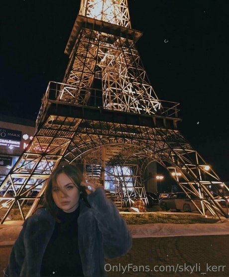 skyli kerr freie akt bilder