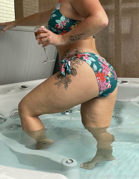 sportmädchen onlyfans nacktheit akt archiv