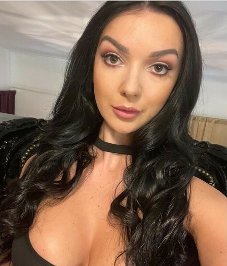 asiatische gilf-onlyfans top nackten bilder