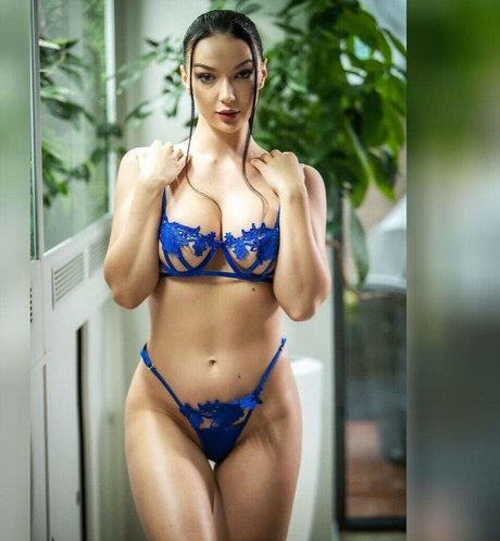 Lady Gang exklusive nackten bilder