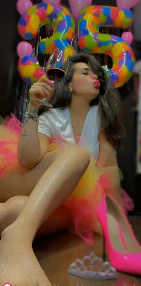 iamfey pornostar akt fotos