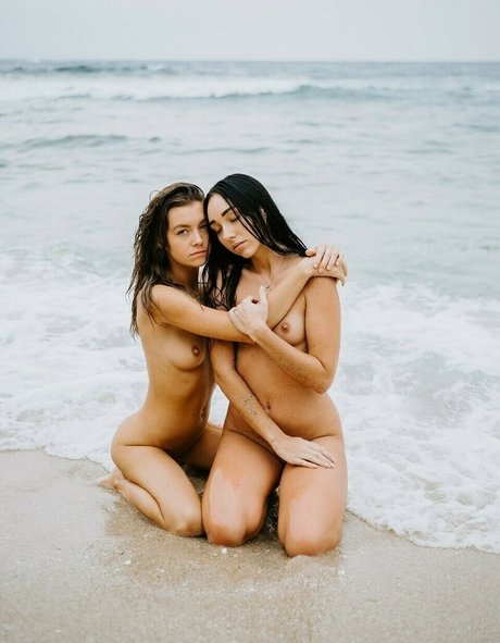 Maddie Neville kostenlose akt galerie