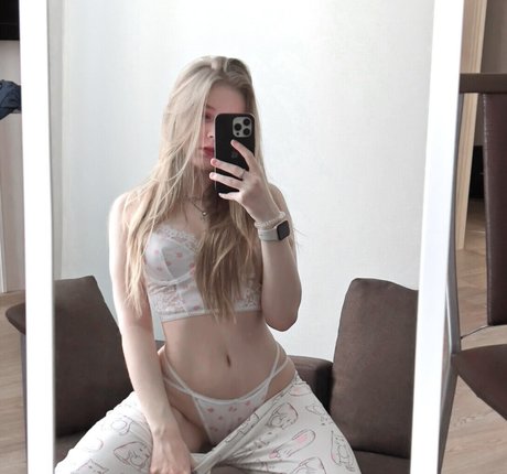 college-onlyfans nackt sexy fotos