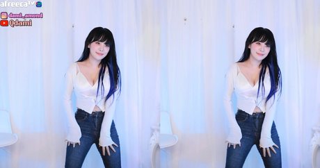 beliebte asiatische onlyfans sexy erwachsene galerie