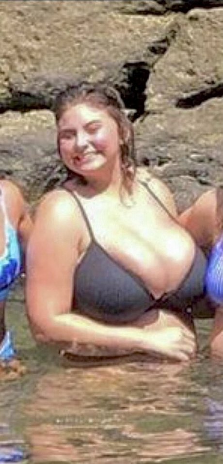 ungeschnittene onlyfans heiße nacktheit foto