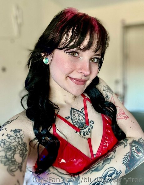 anfällige knochen-onlyfans nackt schöne bild